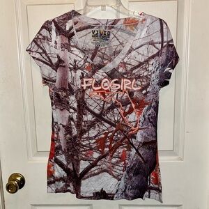 VIVID Sportswear Women’s Short Sleeve Flogirl Camo Top. Sz XL.